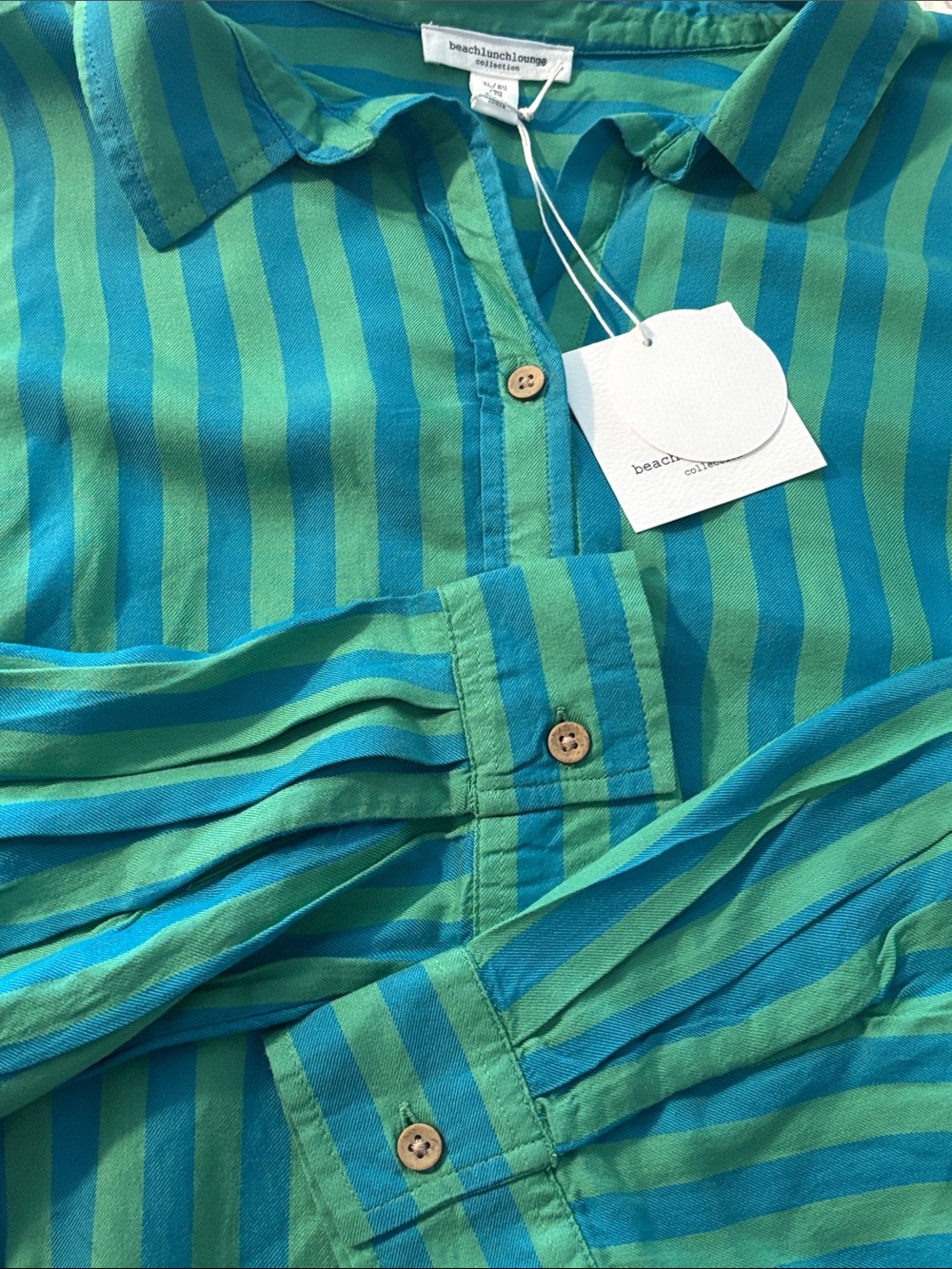 beachlunchlounge Striped Tie-Front Hi-Low Button front Blouse in Green and Teal - Picture 6 of 6